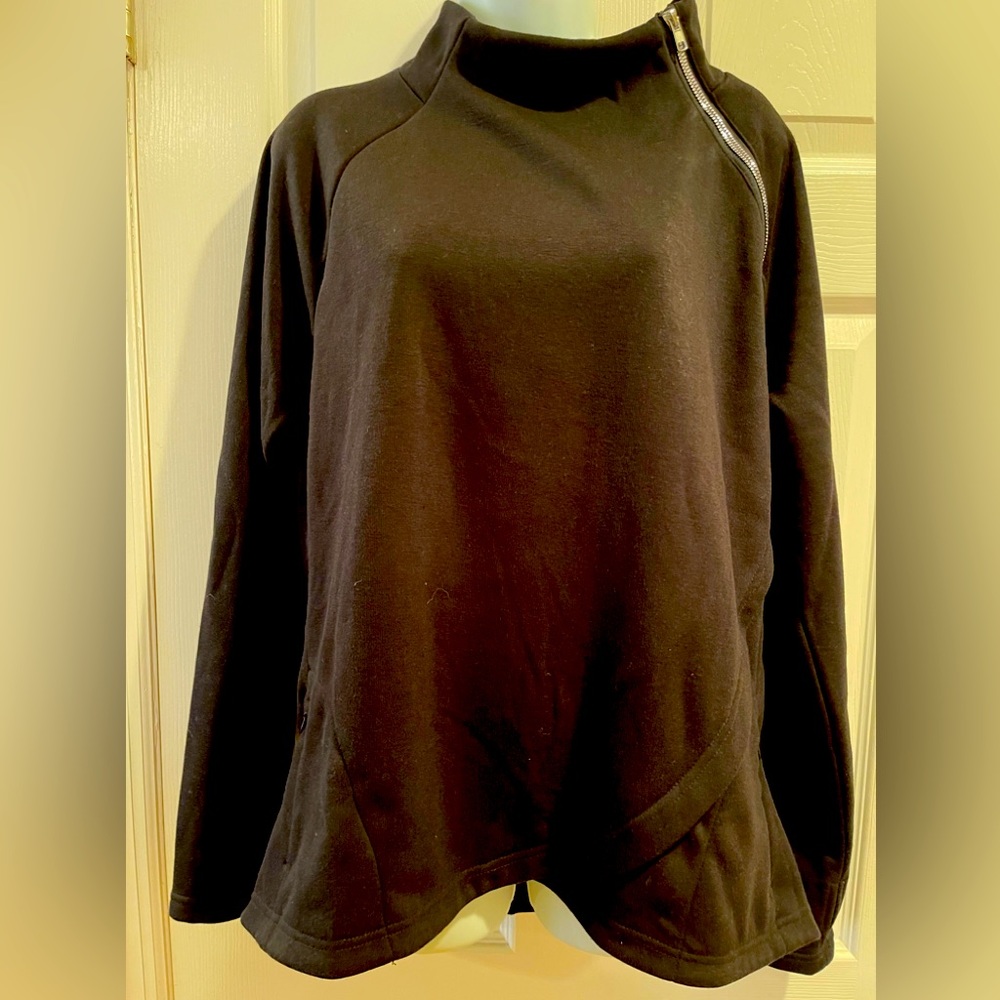 Funnel Zip Top with Pockets